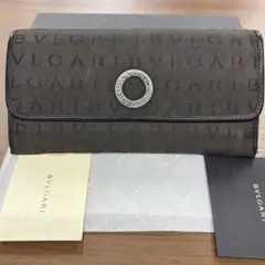 超美品‼️ ブルガリ BVLGARI 財布 二つ折り 長財布 ロゴマニア - メルカリ
