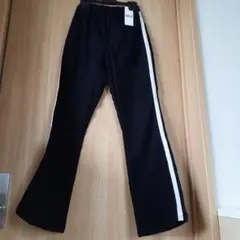 新品未使用GU、UNIQLOセミフレアパンツ黒155～166サイズLサイズ