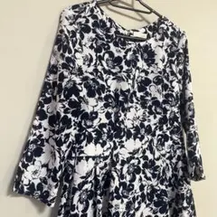 Index 花柄 七分袖ひざ丈ワンピース　Mサイズ