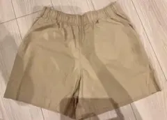 UNIQLO コットンイージーショートパンツ ベージュ Sサイズのサムネイル
