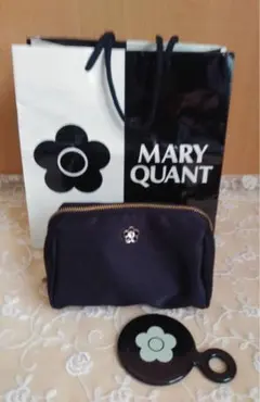 ⑱Mary Quant オーバルポーチ&ミラー