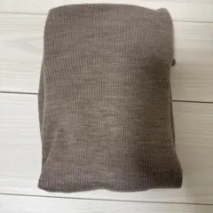 UNIQLO メリノリブタートルネックセーター