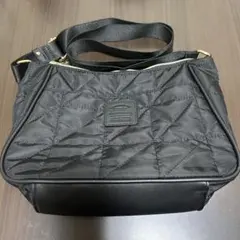 ブラック キルティング ショルダーバッグ