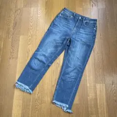 GU カットオフデニム　Mのサムネイル