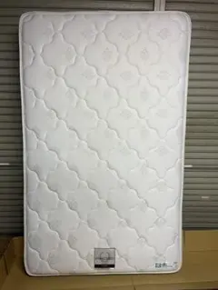国産 FranceBed フレーム＆Magniflex マニフレックスマットレス ダブルベッド、幅120cm Used 国産 FranceBed フレーム＆Magniflex マットレス ダブルベッド - メルカリ