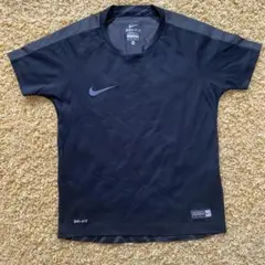 Nike DRI-FIT ブラック XS シャツ　135センチ