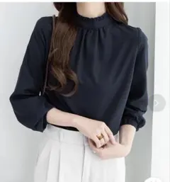 Alotta（アロッタ）フリル衿ギャザーブラウス