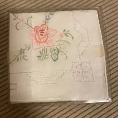 花柄刺繍 リネンハンカチ レトロ、ビィンテージ昭和約30cm カラースワトウ刺繍