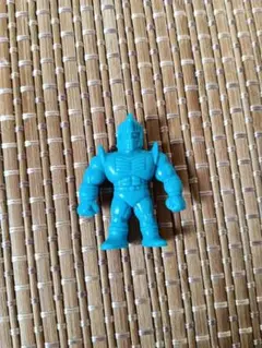 キン消し王位争奪編パート3 キン骨マン 青 キン肉マン 消しゴム - メルカリ