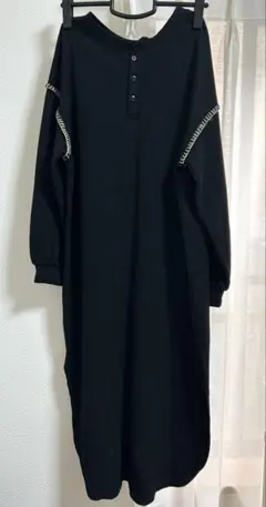 ブラック ロングワンピース 長袖