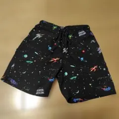 【美品】GLOBALWORK ショートパンツ　120cm 宇宙柄　ブラック