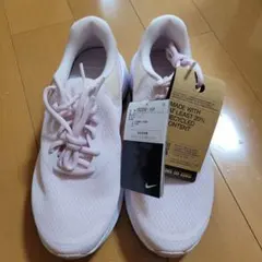 ★新品未使用★ NIKE ウィメンズ レボリューション 7 24.0cmのサムネイル