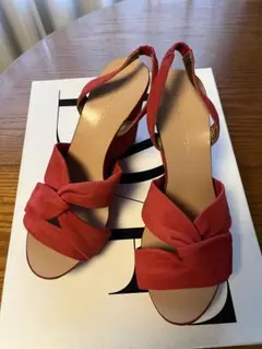 【DVF】ツイストデザイン ウェッジサンダルのサムネイル