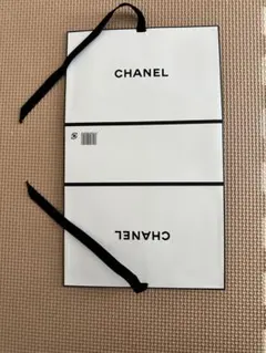 CHANEL ギフトボックス プレゼント 美品