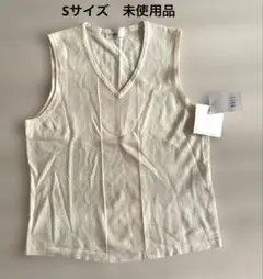 レディース　ベスト トップス　クリーム色　MOKA Sサイズ　毛100%