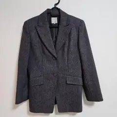 コムサ　チャコールグレー　スーツ　１１号