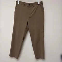 GU 七分丈パンツ　ベージュのサムネイル