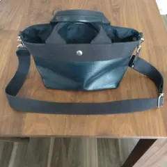 黒 TOPKAPIトプカピブレス ファスナー付リプルネオレザー トート バッグ