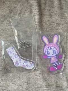 靴下屋 ナルミヤコラボ　アクリルキーホルダー　ベリエちゃん　メゾピアノ