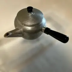 ラ*ト様 錫半　本錫手造り　急須　茶器　金属工芸　時代物のサムネイル