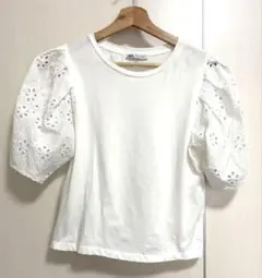 値下げ　ZARA パフスリーブトップス・カットソー