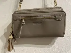 値下げしました フリンジ付きべージュグレーショルダーバッグ スマホショルダー