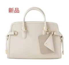◇新品 ダイアナ ミニポーチ付き♪上品に持てるハンドバッグ - メルカリ