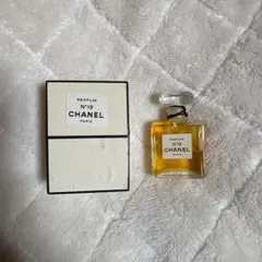 未使用品 CHANEL香水N°19 7mL