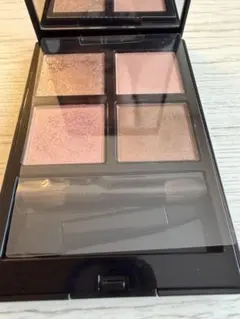 アディクション　ザアイシャドウパレット005 Vintage Tutu