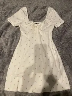 H＆M 花柄ミニワンピース Mサイズ 半袖 バレエコア 韓国 ガーリー 夏 小花