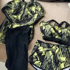 スポーティ水着セット 黒と黄のグラフィックデザイン　XL
