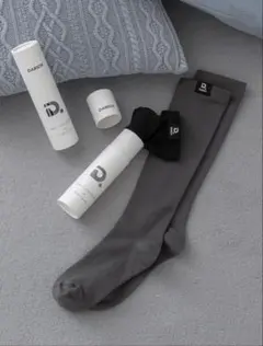 ダーリッチDロゴCompressionSocks グレー ブラック Darich