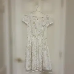 LEST ROSE 花柄 ひざ丈ワンピース 半袖 バックレースアップ