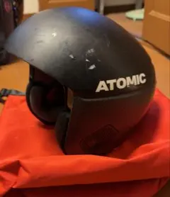 ATOMIC 2025-2026モデル カーボンヘルメット - メルカリ