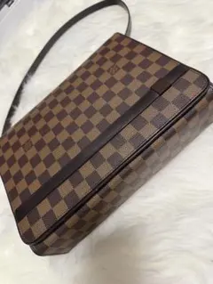 LOUIS VUITTON ダミエ ショルダーバッグのサムネイル