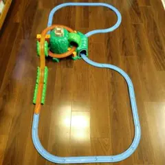 Item thumbnail for item 8df0c836-e56d-415c-827b-5bd0e7aef01e