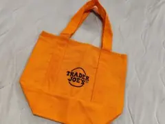 TRADER JOE'S　トレジョ　オレンジ橙色バッグ　未使用品のサムネイル