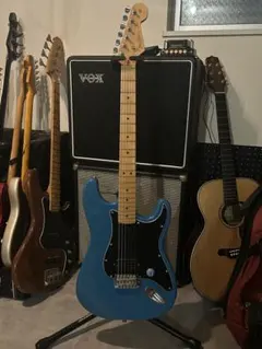 2025年最新】Fender ストラトキャスター ブルーの人気アイテム