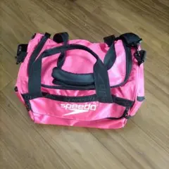 speedo ピンク ダッフルバッグ