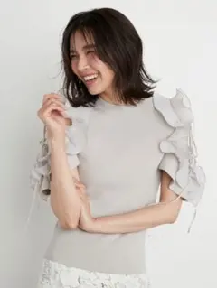 snidel スナイデル　Sustainaフリルスリーブニットプルオーバー