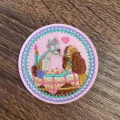 ディズニー 刺繍缶バッジ わんわん物語