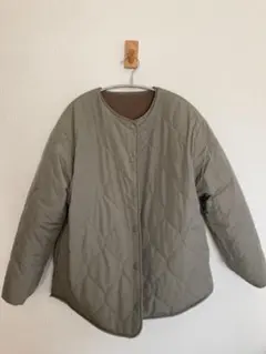 キルティングジャケット　リバーシブル未使用　ザ　ショップ　T K