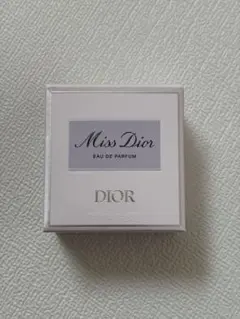 Dior 香水　ミスディオール　オードゥ　パルファン