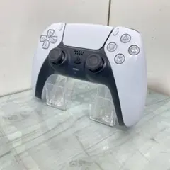 Item thumbnail for item 7f4a6b17-76fc-4394-9dc6-001dcf2d67f3