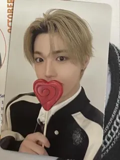 TREASURE ドヨン 1万円特典 会場 トレカ