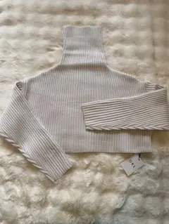 GRLリブ編みハイネックショート丈セーター