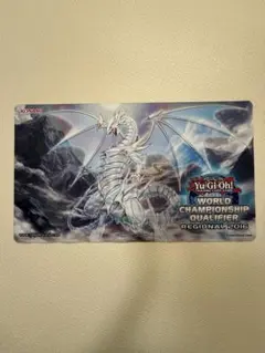 遊戯王　青眼龍降臨　プレイマット　ブルーアイズ 遊戯王 青眼龍降臨 プレイマット ブルーアイズ