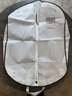 MONCLER ガーメントカバー　バッグ ホワイト