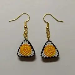 デリカビーズピアス(おにぎり)⑨