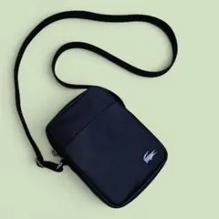 LACOSTE ラコステ ショルダーバッグ　カメラバッグ ブラックのサムネイル
